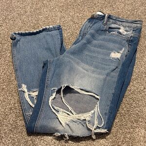 Vervet Distressed Jeans